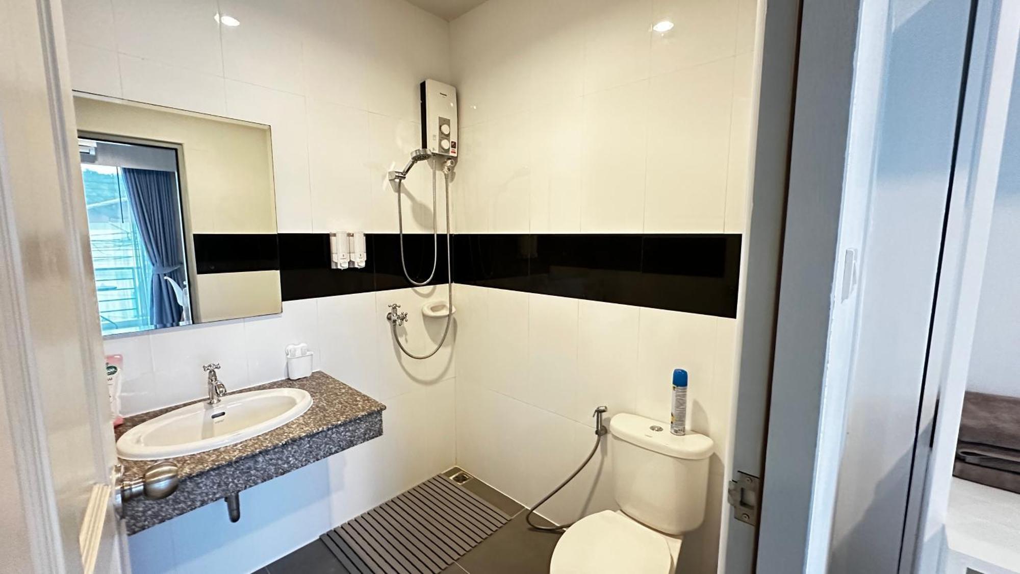 Auriflex House Bed & Breakfast Krabi Exterior photo