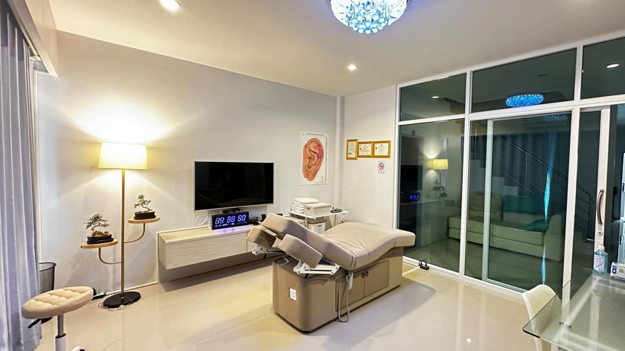 Auriflex House Bed & Breakfast Krabi Exterior photo